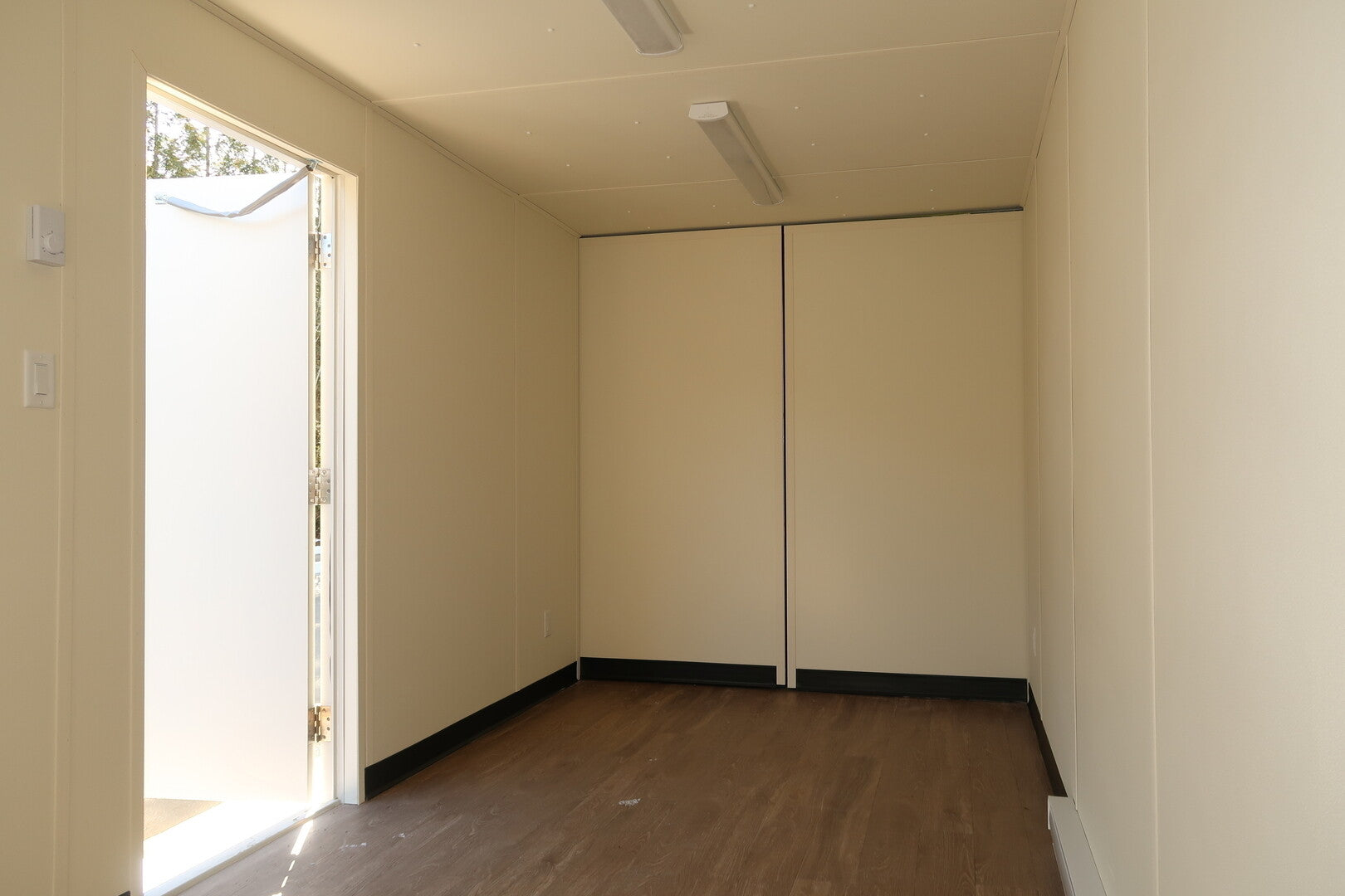 20 ft Container (Site Office) - Image 4
